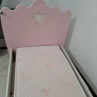 تخت نوزاد و نوجوان