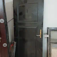 در همراه چارچوب و۲پنجره