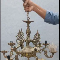 لوستر قدیمی برنز