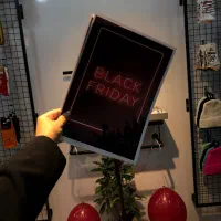 اف بلک فرایدی گالری چریا|بدلیجات|بندر انزلی, سپه|دیوار