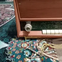 رادیو قدیمی|کلکسیون اشیاء عتیقه|تهران, هاشم‌آباد|دیوار