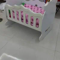 تخت نوزاد در حد نو