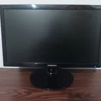 مانیتور سامسونگ سالم و تمیز