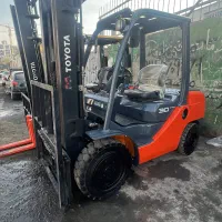 لیفتراک تویوتا 3تن دیزل (گازوئیلی)