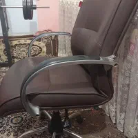 صندلی بسیار تمیز جک دار