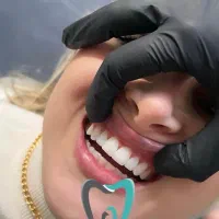 کلیه خدمات دندانپزشکی با نوبت دهی فوری