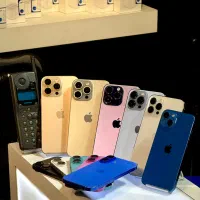 پرو۱۶ و مکس اکبند و کار کرده همه رنگ با هدیه|موبایل|تهران, میدان ولیعصر|دیوار