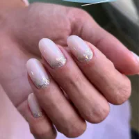 ترمیم ناخن فقط ۲۸۰