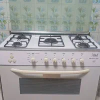 اجاق گاز 5 شعله فردار کاملا سالم و تمیز