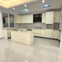 آپارتمان ۱۰۰ متری ۲ خوابه درشکوفه، خ مینای شمالی