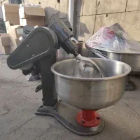 دستگاه خمیرگیر 8 کیلویی سنگین خمیر گیر همزن|کافیشاپ و رستوران|تهران, علیآباد|دیوار