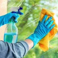 نظافتکار حرفه ایی هستم ساعتی 80همکاری بامهندسا