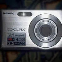 دوربین Nikon Coolpix S200