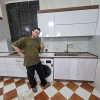 نیازمند استادکار ماهر یا نیمه کابینت.