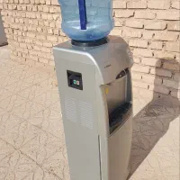 آبسرد کن یخچال دار مارک بوش در حد نو