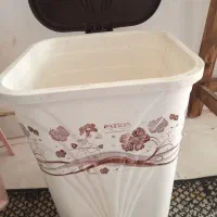 سطل بزرگ پدالی