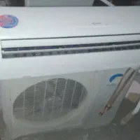 دو دستگاه اسپیلت ۳۰ گری و ۲۷ الجی|کولر گازی و فن‌کوئل|بم, |دیوار