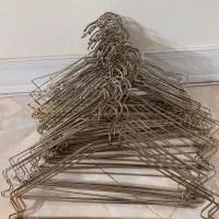 چوب رختی مزون