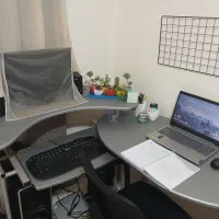 میز کامپیوتر و تحریر