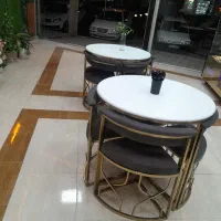 میز و صندلی