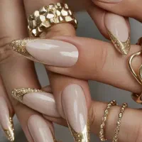 سالن زیبایی و آموزشگاه آیماه