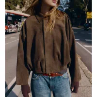 فروشنده خانم