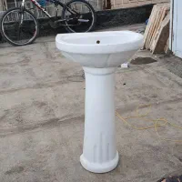 روشویی سالم بدون هیچ شکستگی