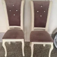 دوعدد صندلی چوبی