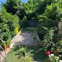اجاره روزانه خانه و سوییت حیاط دار|اجارهٔ کوتاه‌مدت آپارتمان و سوئیت|لاهیجان, لیل|دیوار