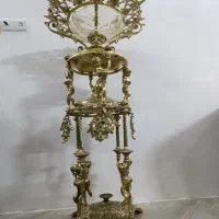 میوه خوری کنار سالنی