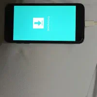 گوشی سامسونگ2J تمیزباکارتون شارژر و نیازبه تعمیر