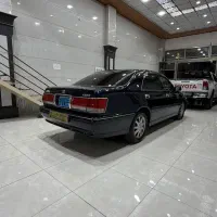 تویوتا کرون رویال سلطنتی مدل ۲۰۰۳