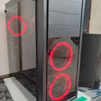 کیس و مانیتور گیمینگ  با کارتن  در حد آک