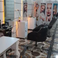 فروش کلیه لوازم آرایشگری یکجا۶۵ میلیون تومان