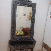 آینه و پایه اش