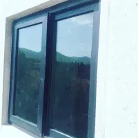 تولید ونصب درب و پنجره های پی وی سی والومینیوم|خدمات پیشه و مهارت|شیراز, شهرک سراج|دیوار