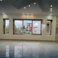 اپارتمان ۱۰۰ متری نوساز