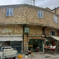 فروش-دو-تا-مغازه-با-خونه