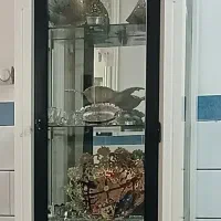 ویترین واینه شمعدان