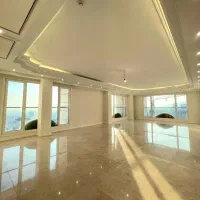 190متر-نورگیری-عالی-فول-مشاعات-20متر-تراس2پارکینگ