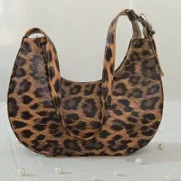 کیف های ترند سال با بهترین کیفیت و مناسب ترین قیمت|کیف، کفش، کمربند|ماکو, |دیوار