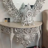 آیینه وشمعدانی وساعت فلزی