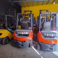 اجاره لیفتراک های ۲/۵ تن و۳تن