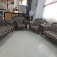 مبل سلطنتی ۷ نفره در حد نو بدون پارگی