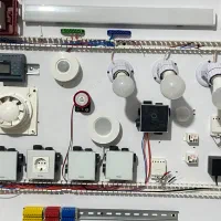 آموزش تخصصی   پنل خورشیدی  پی ال سی زیمنس|خدمات آموزشی|اصفهان, همت‌آباد|دیوار