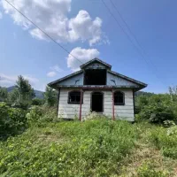 ویلا نیمه ساز با زمین