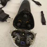 ریش تراش فیلیپس شارژی اورجینال.  PHILIPS در حد نو