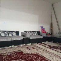 یک سرویس مبل و پشتی