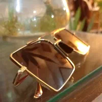 عینک آفتابی