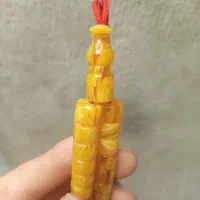 تسبیح کهربا و انگشتر